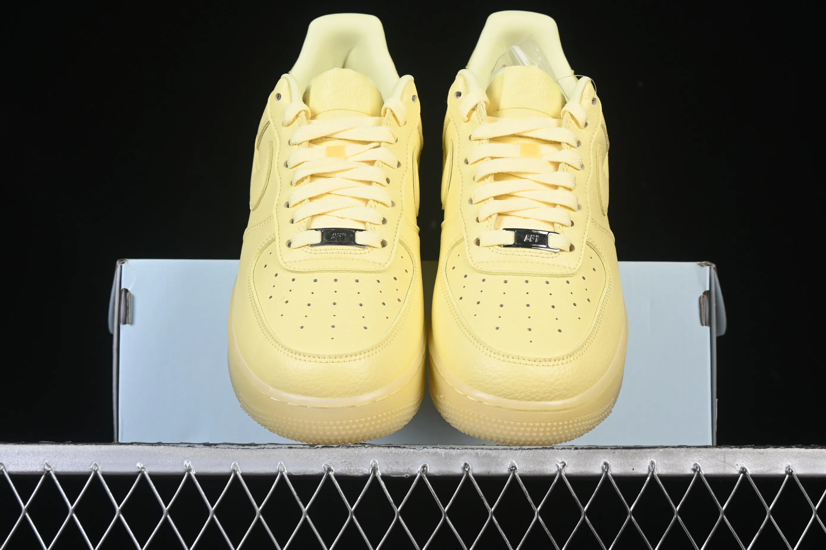 All categories Nk Air Force 1 Air Force series Nk Air Force 1 Low Air Force low-top Y version Nike Air Force 1'07 Low Air Force One casual sneakers CZ8065-800